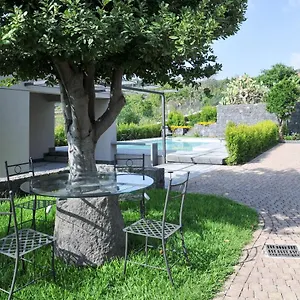 La Casa Dell'alloro , Zafferana Etnea Italia