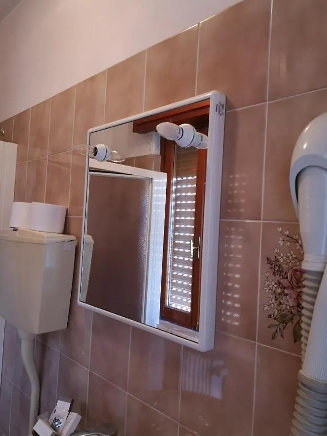 Hotel Alpi Malcesine