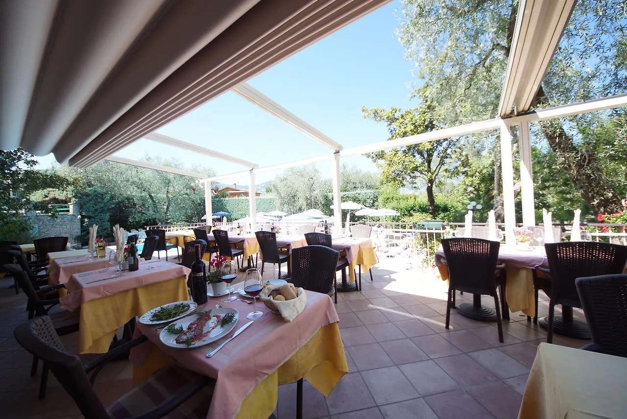 Hotel Alpi Malcesine