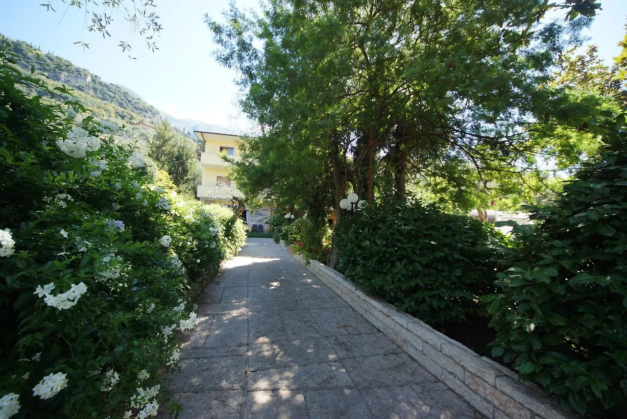 Hotel Alpi Malcesine