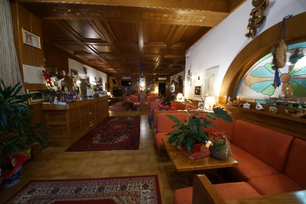 Hotel Alpi Malcesine