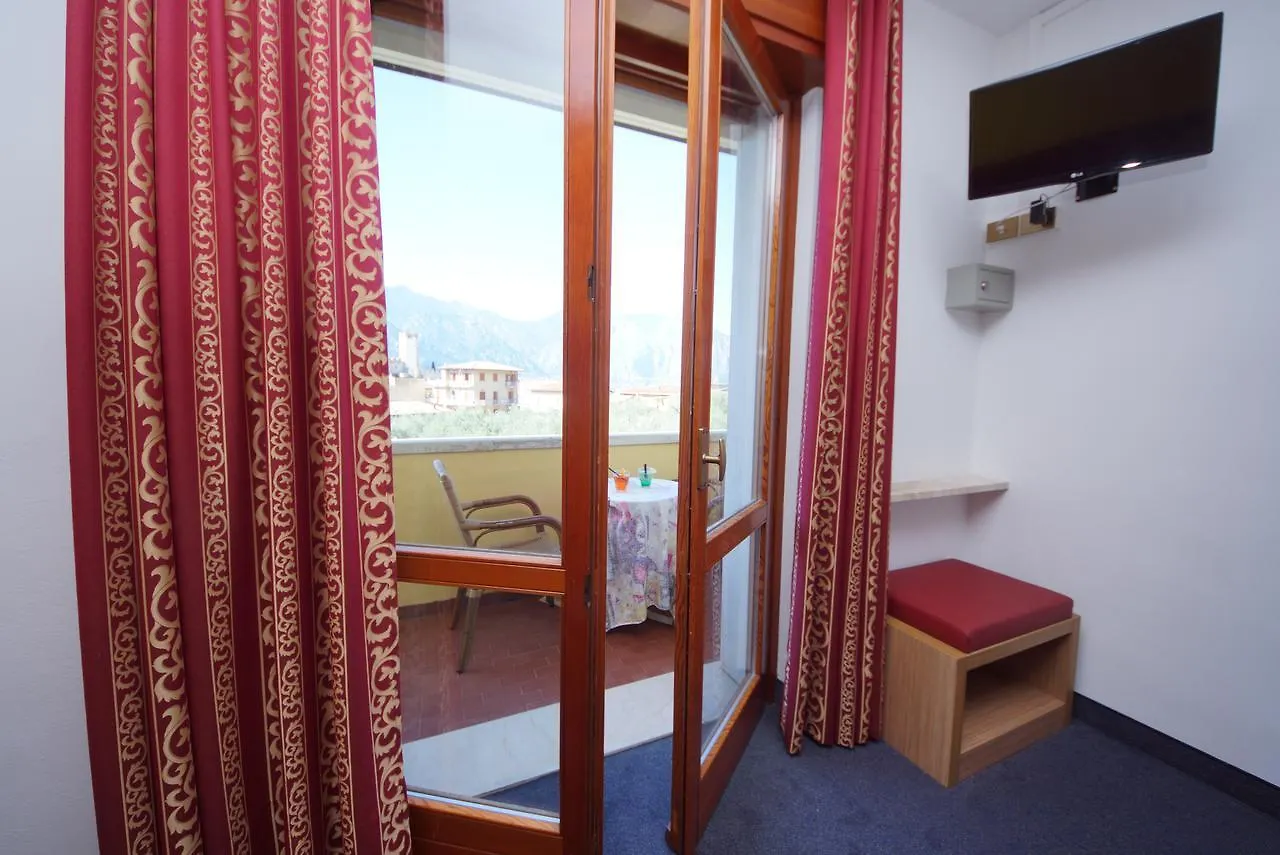 Hotel Alpi Malcesine